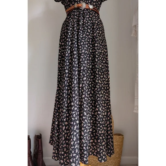 Vintage Black Floral Cinch Waist Flowy Maxi Length Dress - Picture 14 of 16